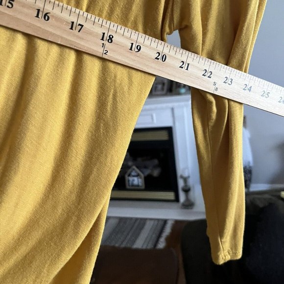 Women’s ADARA 1/4 Length sleeves Shirt ,blouse, top size S Stretchy For Med - Picture 7 of 7